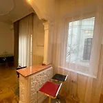 Apartamento With Balcony And Ac Next To Danube