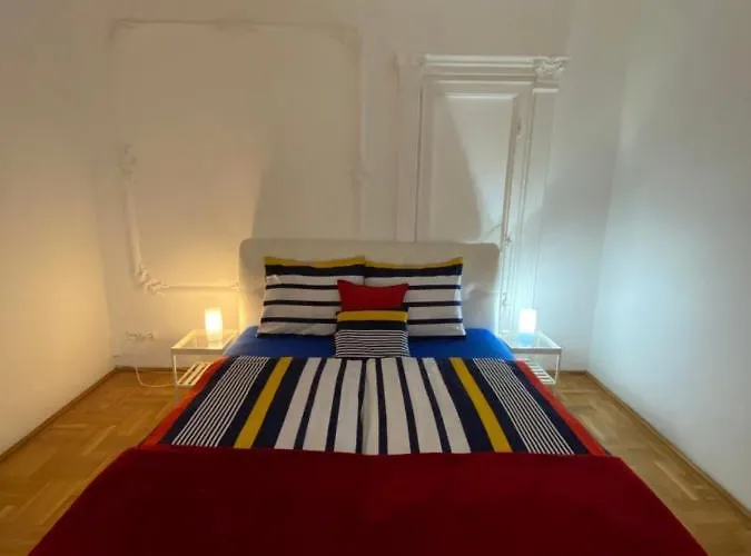 With Balcony And Ac Next To Danube Apartament *