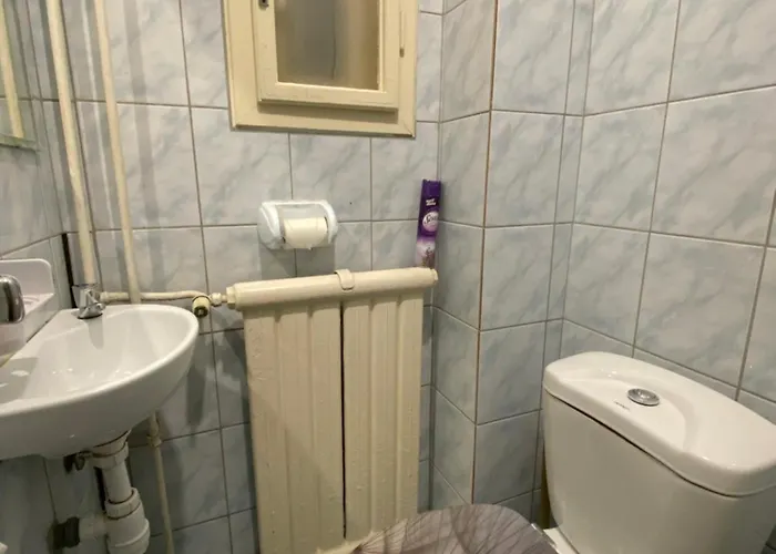 With Balcony And Ac Next To Danube Budapesta