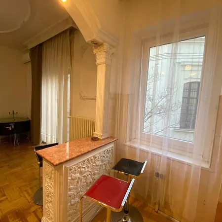 아파트 With Balcony And Ac Next To Danube