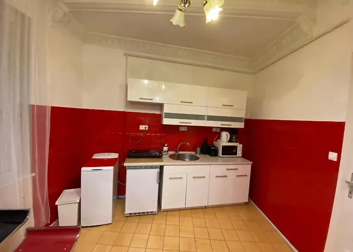 Apartament With Balcony And Ac Next To Danube Budapeszt