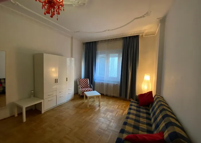 With Balcony And Ac Next To Danube Budapeszt