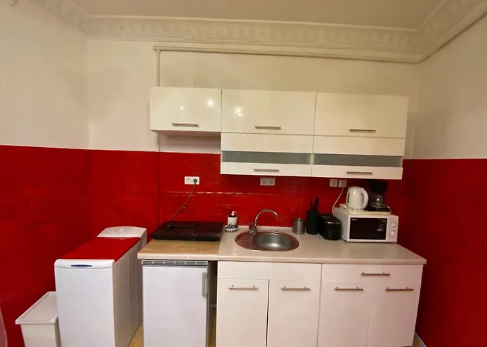 דירה With Balcony And Ac Next To Danube